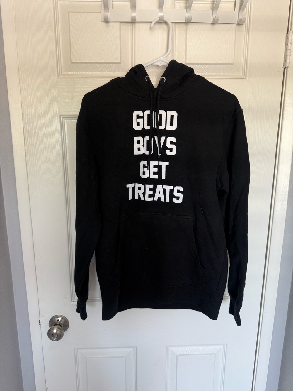 Good Boys Get Treats Black Hoodie - Puppies Make Me Happy pullover